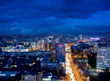 File:Prishtina nga Katedrala 1.jpg - Wikimedia Commons