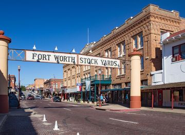 File:Fort Worth Stock Yards Entrance Wiki (1 of 1).jpg - Wikimedia Commons