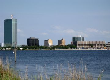 Downtown Lake Charles, with Capital One Tower to the left in Louisiana  image - Free stock photo - Public Domain photo - CC0 Images