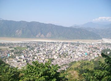 File:Phuntsholing town, Bhutan 03.jpg - Wikimedia Commons