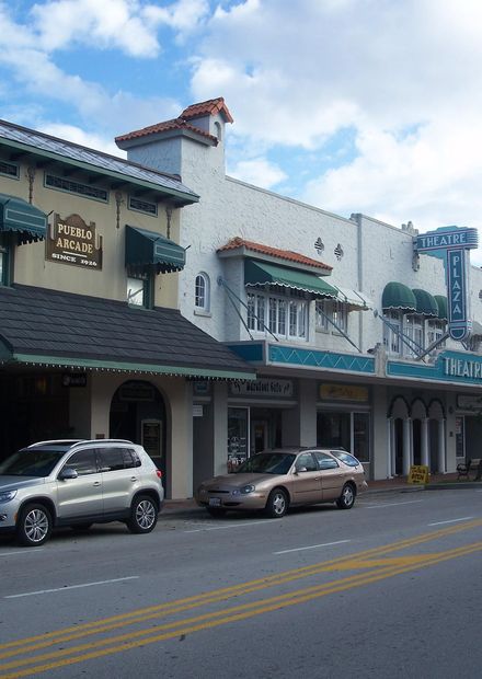FL Arcade Theater Cabaret01.jpg ...