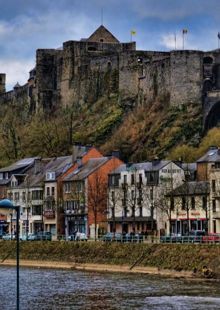 Bouillon Castle (Belgium).jpg ...