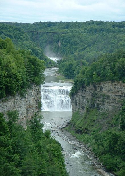 File:Letchworth State Park Middle Falls ...