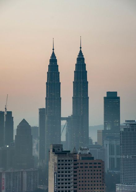 Petronas Towers (18977925005 ...