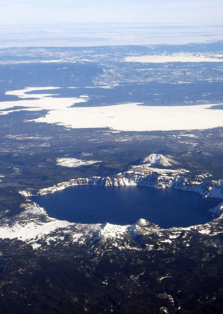 File:Aerial Crater Lake.jpg - Wikimedia ...