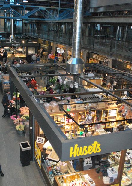 File:Mathallen Oslo sett fra annen ...