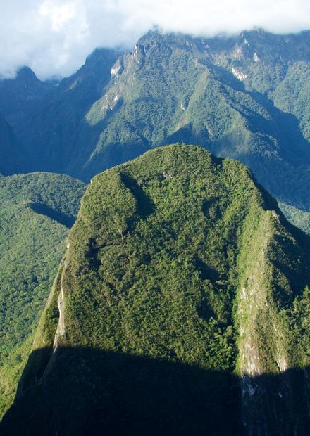 File:Peru - Machu Picchu 109 - lush ...
