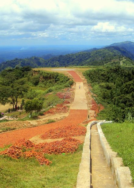 File:Nilgiri, Bandarban.JPG - Wikimedia ...