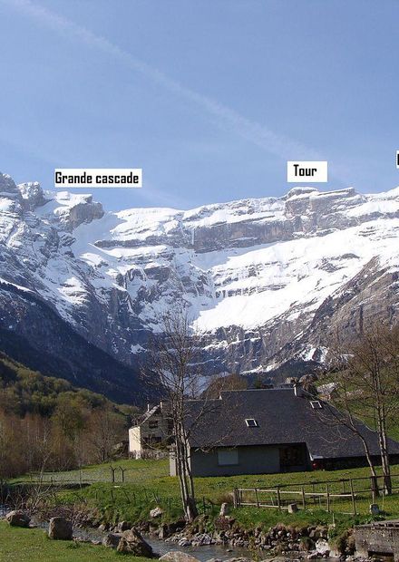 File:Cirque de Gavarnie - Trois soeurs ...