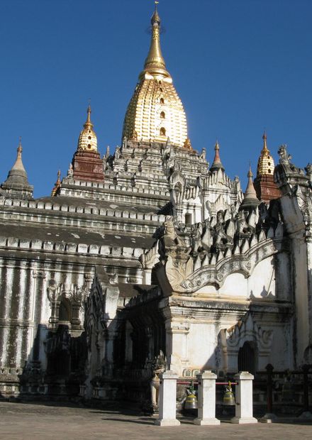 File:Bagan, Myanmar, Ananda Temple.jpg ...