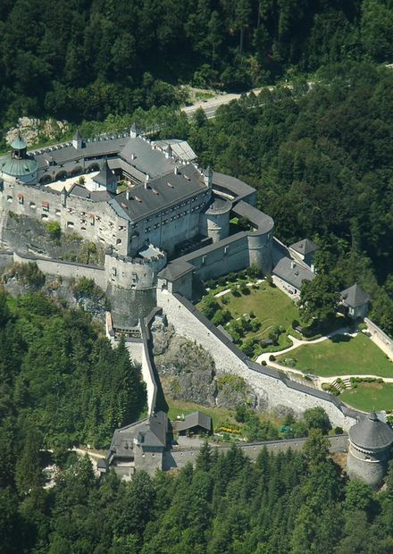 File:WK Hohenwerfen.jpg - Wikimedia Commons