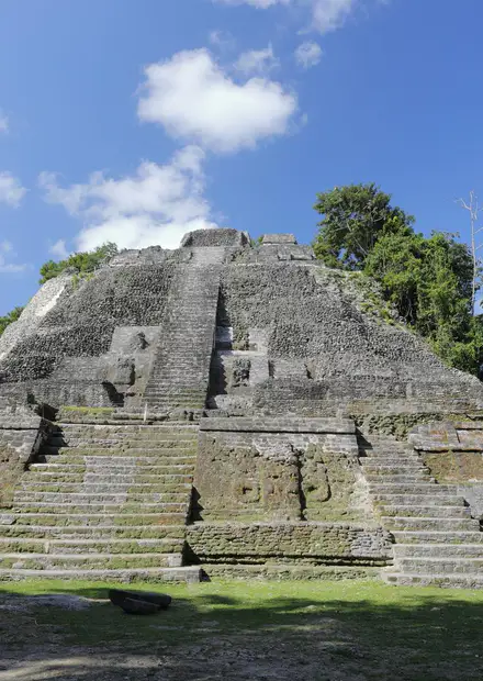 File:Lamanai - High Temple.JPG ...