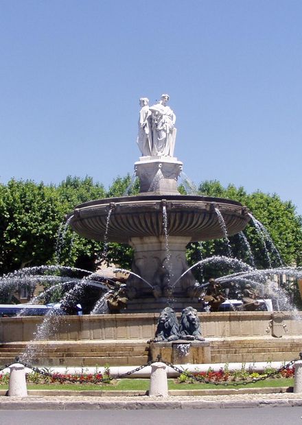 Rotonde - Aix-en-Provence.JPG ...