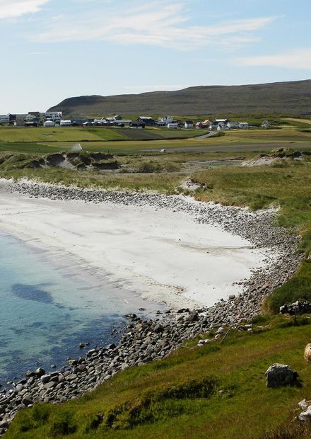File:Sandur village and the sandy beach ...