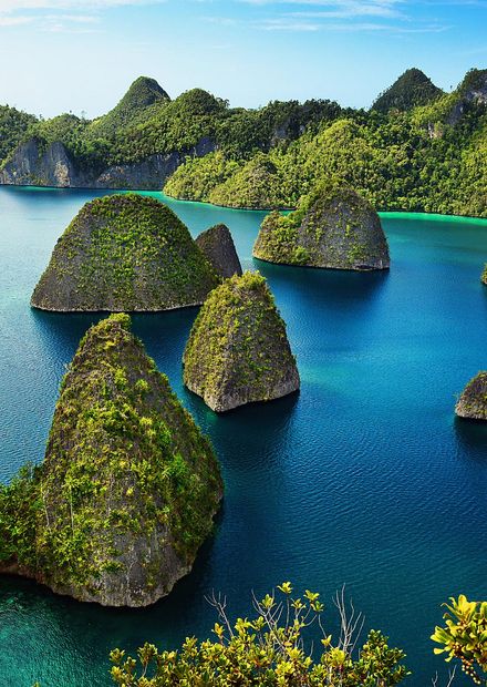 File:Raja Ampat, Mutiara Indah di Timur ...