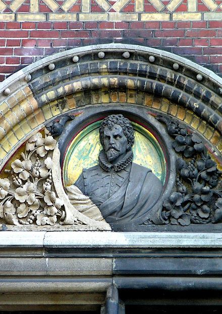 File:Amsterdam-Rijksmuseum-Exterior ...