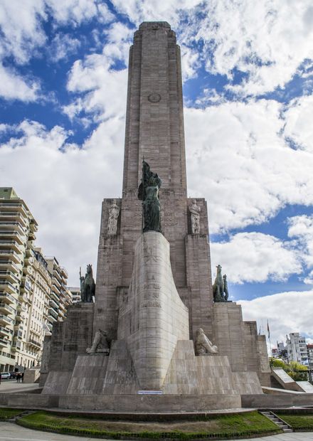 Archivo:Monumento Nacional a la Bandera ...