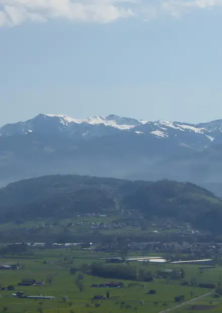 File:Eschnerberg von West.jpg ...