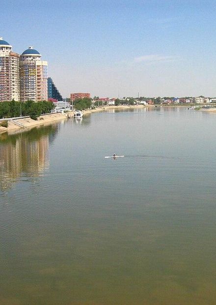 Файл:Ural River Atyrau.JPG — Википедия