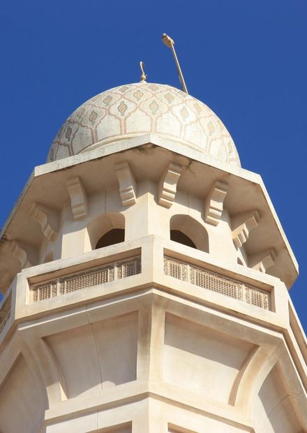 Dosiye:Sultan Qaboos Mosque 15.JPG ...