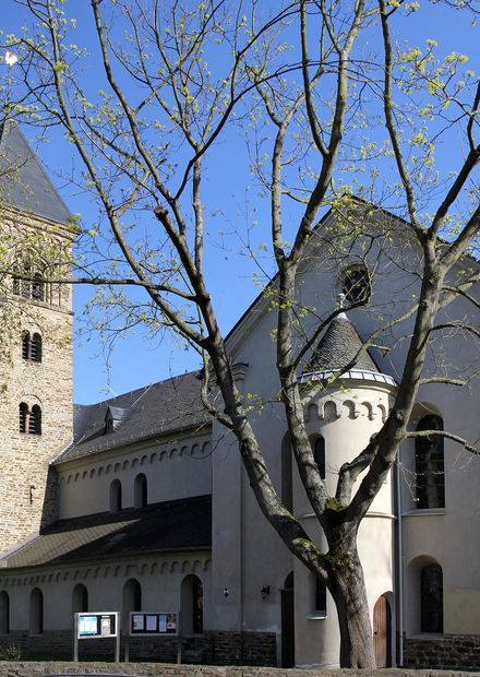 File:St Laurentius 11 Koblenz 2012.jpg ...