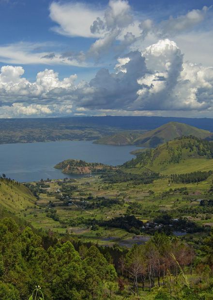 Lake Toba and the surrounding hills.jpg ...