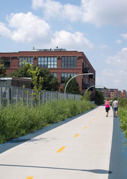 File:Bloomingdale Trail, the 606 ...