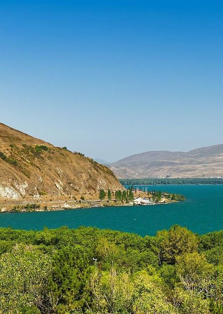 File:Armenia. Lake Sevan P8230578 2350 ...