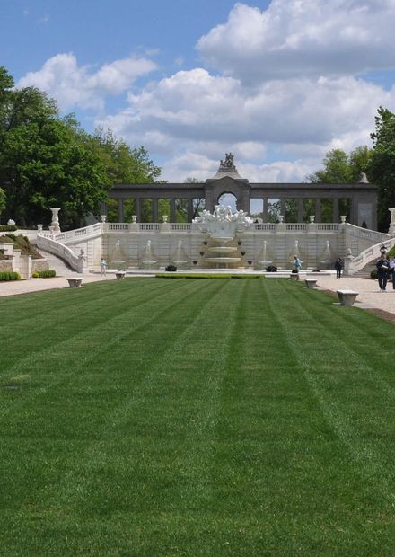 File:SUNKEN GARDEN AT NEMOURS MANSION ...