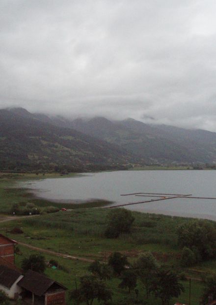 File:Lake Plav1.JPG - Wikimedia Commons