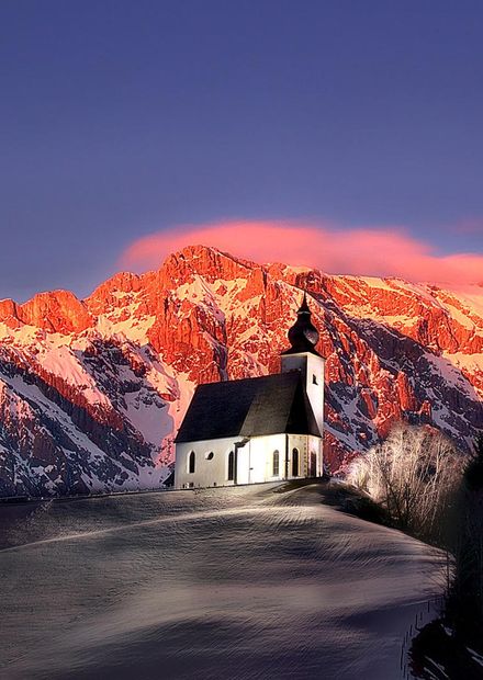 File:Alpenglow Dienten Hochkönig ...