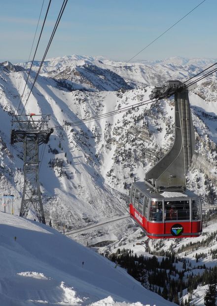 File:Snowbird Tram at Hidden Peak.jpg ...