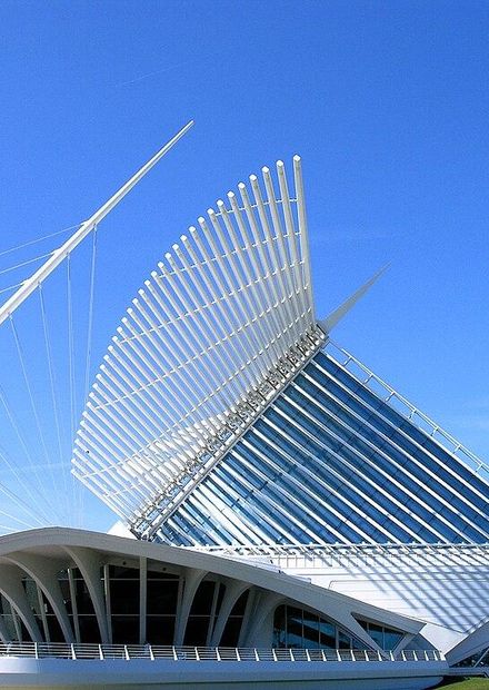 File:Milwaukee Art Museum exterior.jpg ...