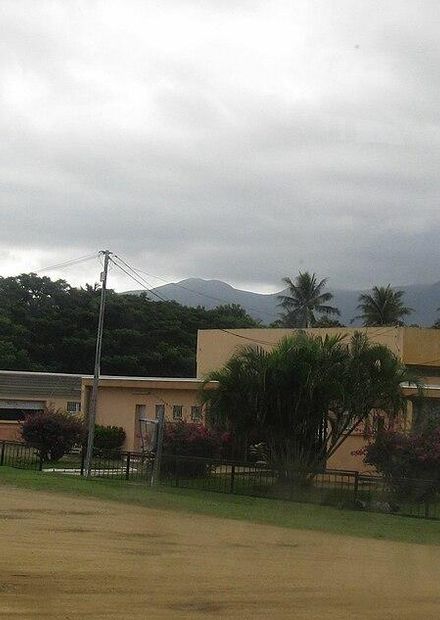File:PoyaMairie.jpg - Wikipedia