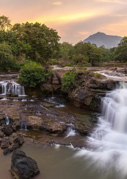 File:Tad Hang waterfalls at sunset, Tad ...