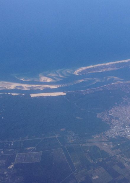 File:Aerial view of Bassin d'Arcachon ...