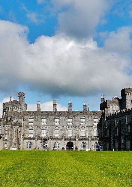 File:Kilkenny Kilkenny Castle Exterior ...