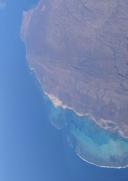 Ningaloo Reef from the air.jpg ...