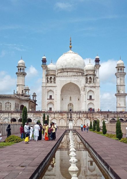 File:Bibi ka Maqbara, Aurangabad ...