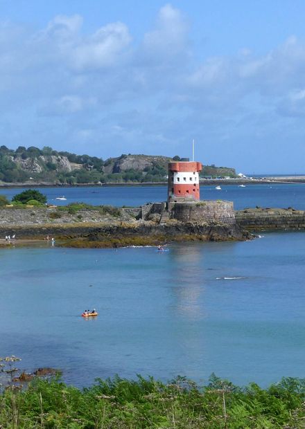 Tour Archirondel à l'est de Jersey ...