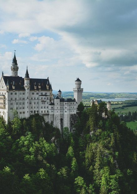 File:Schloss Neuschwanstein, view from ...