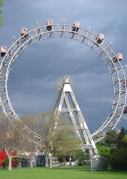 File:Wiener Riesenrad DSC02378.JPG ...