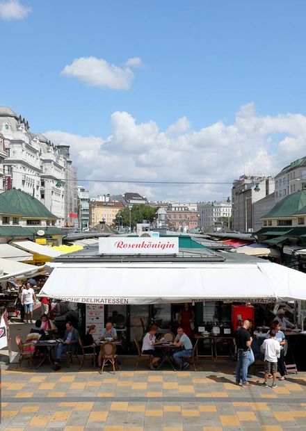 File:Wien - Naschmarkt.JPG - Wikipedia