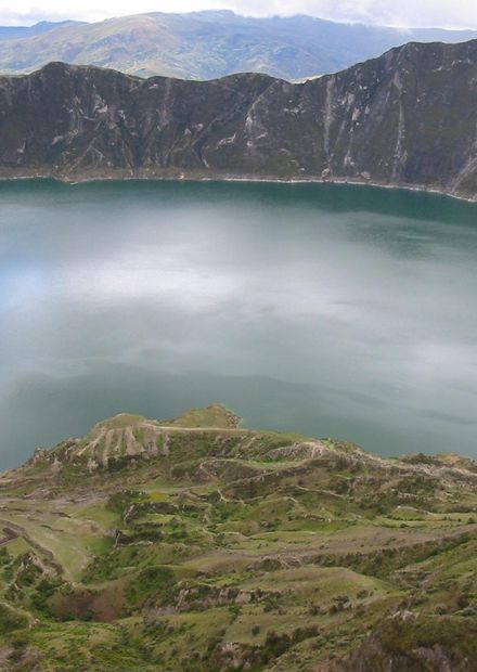 File:Quilotoa. Volcán - Laguna Ecuador ...