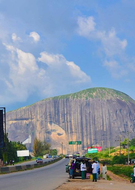 File:Zuma rock in abuja.jpg - Wikimedia ...