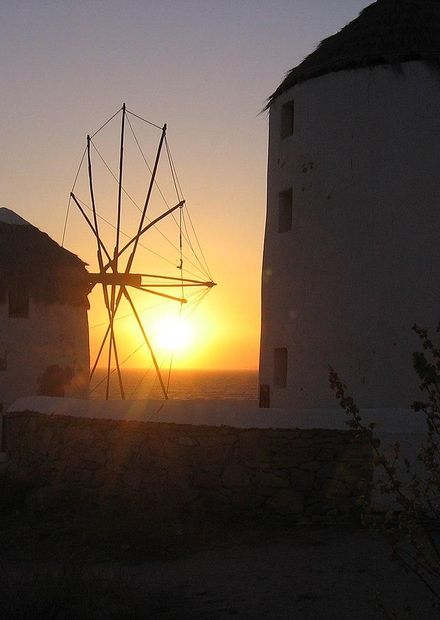 File:Mykonos sunset 3.jpg - Wikimedia ...