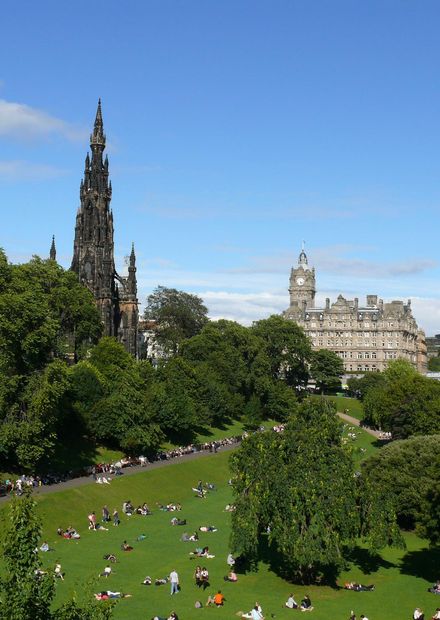 File:Princes Street Gardens 02.jpg ...