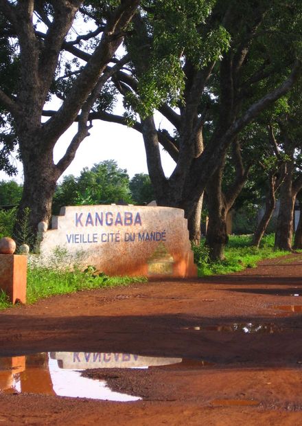 File:Entrance to Kangaba.jpg - Wikipedia