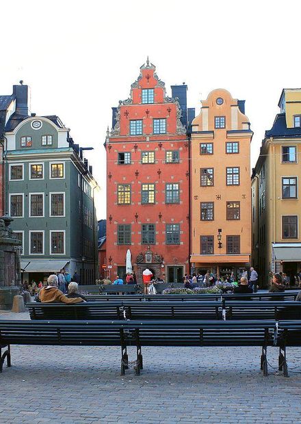 File:Stortorget i Gamla Stan i ...
