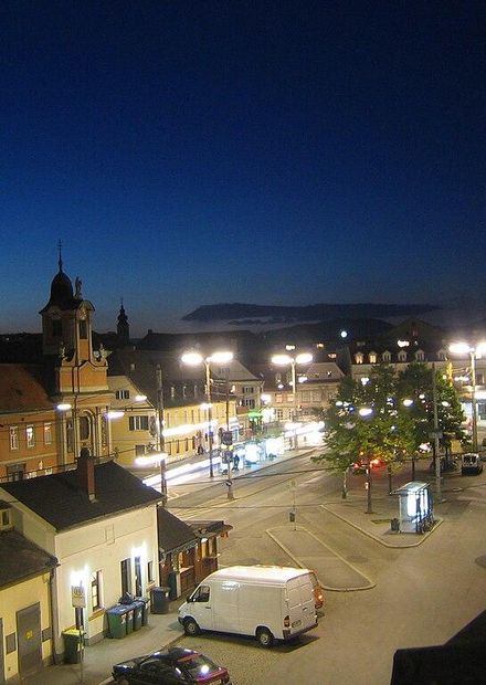 File:Graz Griesplatz bei Nacht.JPG ...